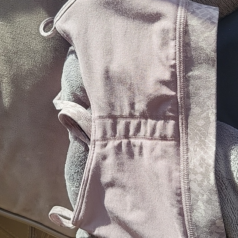 Lululemon Flow Y Bra Nulu - Picture 7 of 12